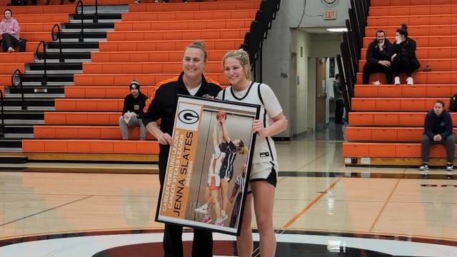 Jenna Slates Green rebounds record Ryan Isley